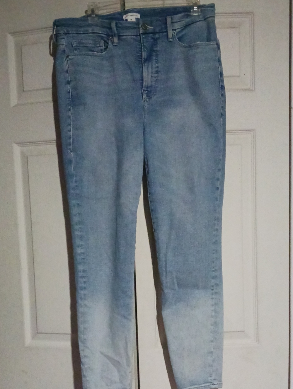 Good American Light Blue Skinny Jeans